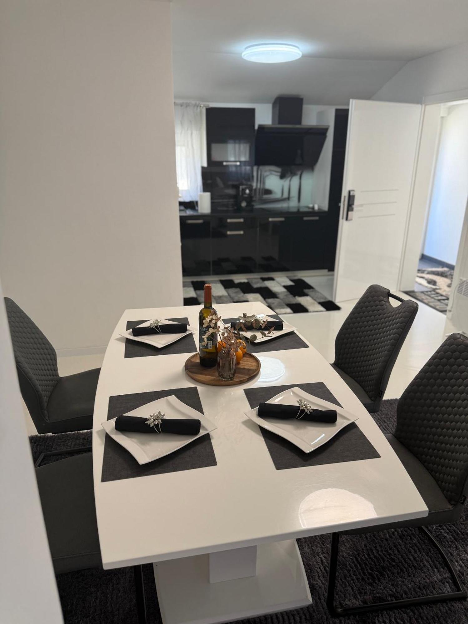 Apartmani Beril Lux Ровин Екстериор снимка